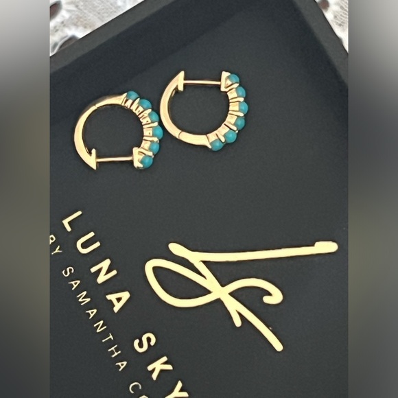 Luna Skye 14k yellow gold, turquoise mini hoop huggie pair - Picture 13 of 16